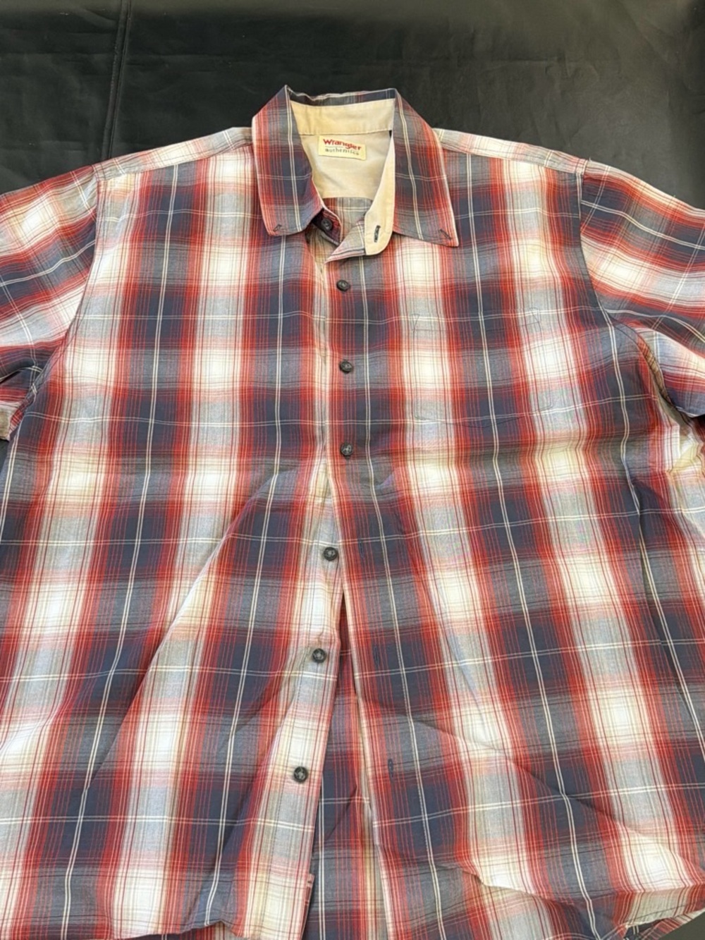 Wrangler Red, Blue & White Plaid Casual Button-Down Shirt